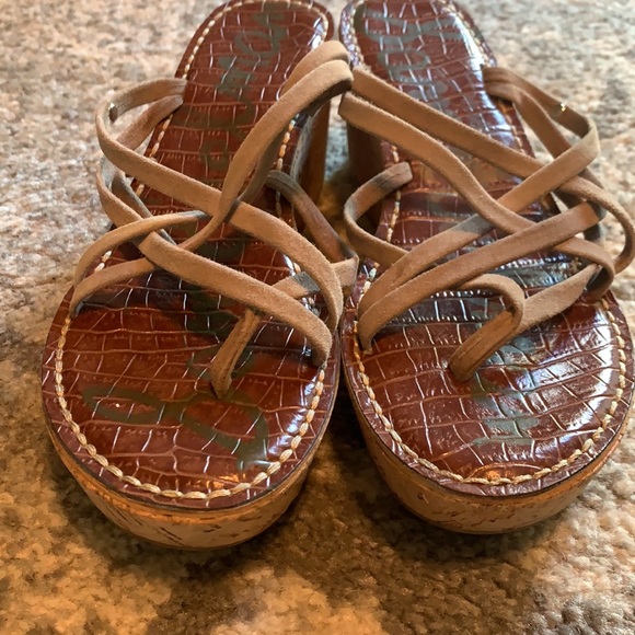 Sam Edelman strappy brown sandal! - Picture 4 of 4